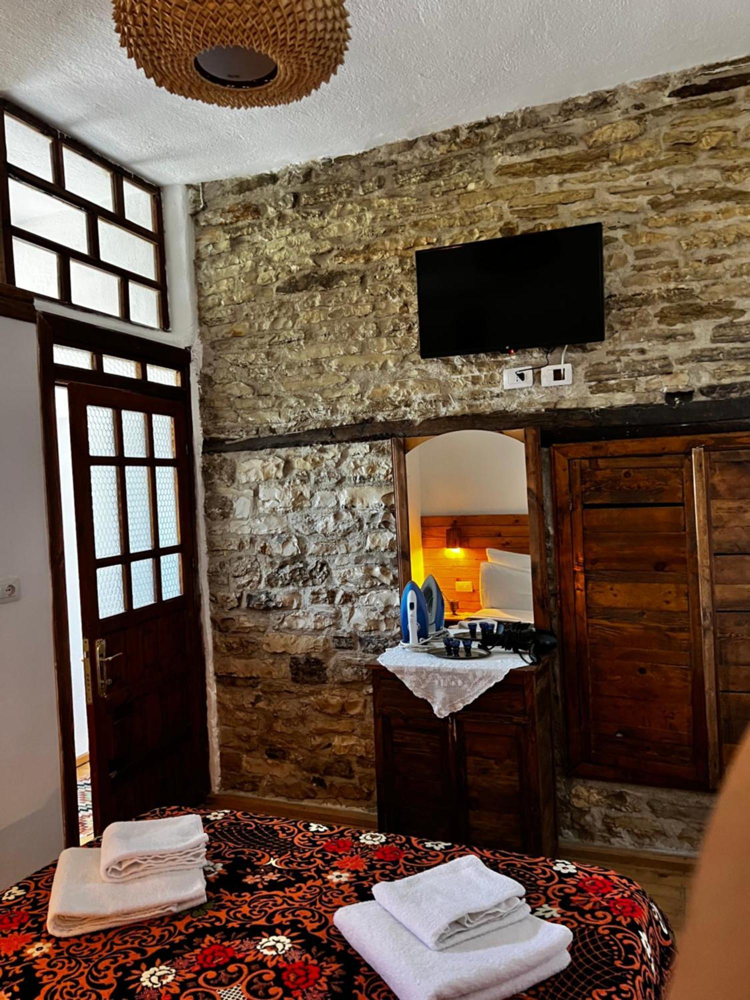 Guest House Salaria Gjirokastra Zewnętrze zdjęcie