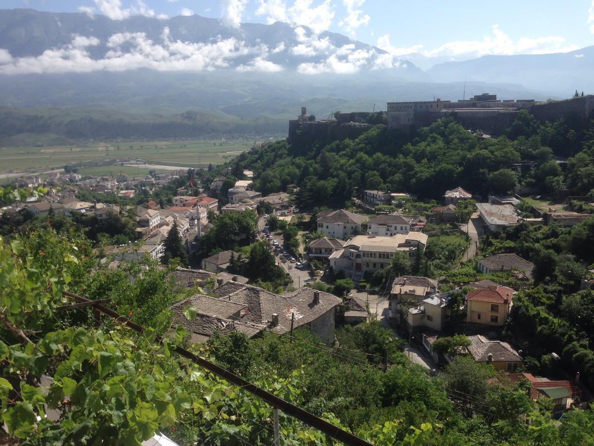 Guest House Salaria Gjirokastra Zewnętrze zdjęcie